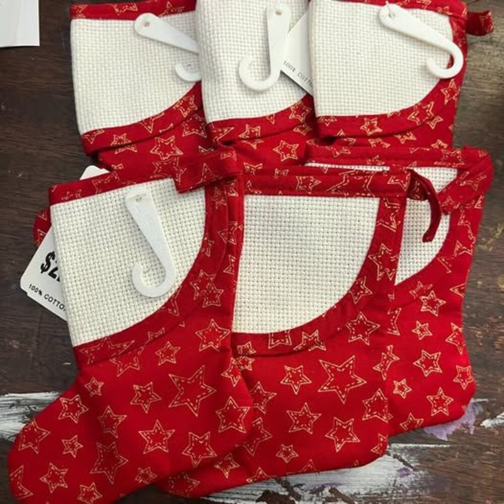 6 Charles Craft Mini Christmas Stockings